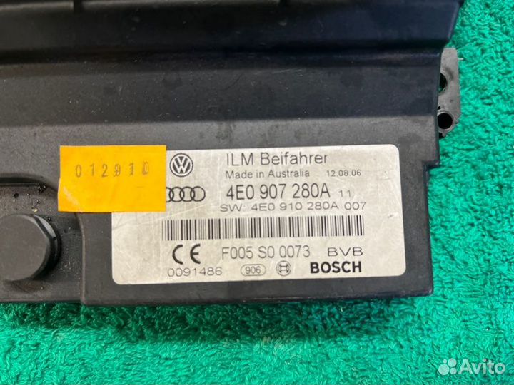 Блок управления бортовой сети Audi A8 D3 6.0 2007