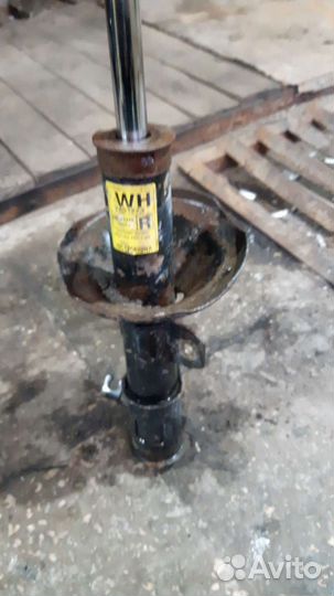 Передние стойки lacetti