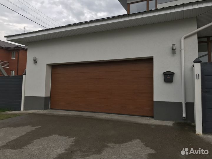 Секционные ворота DooRhan