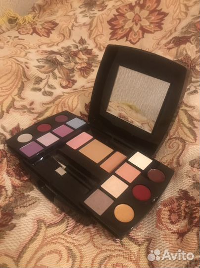 Палетка Ив Роше