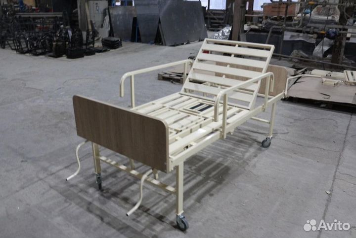 Кровать механическая дс-40 с туалетным устройством