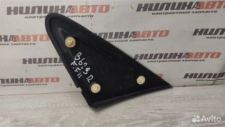 Накладка крыла правая Ford Focus 2 хэтчбек 1.6