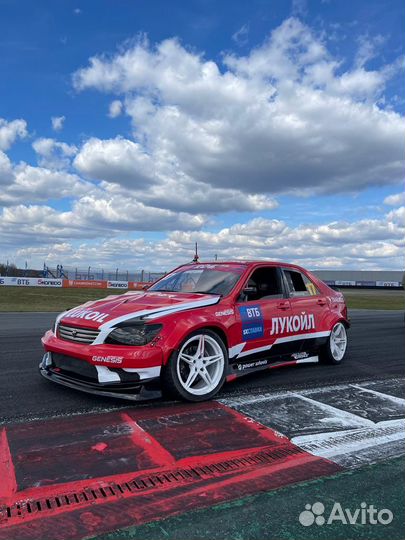 Кузов Toyota altezza