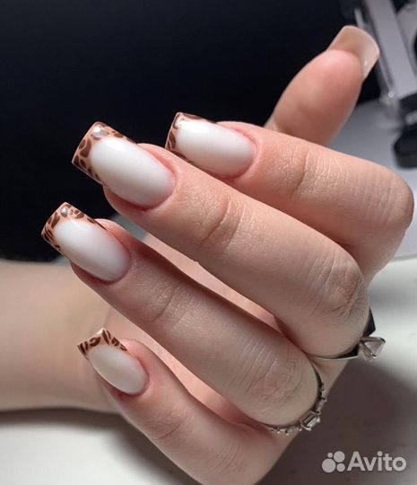 Маникюр наращивание