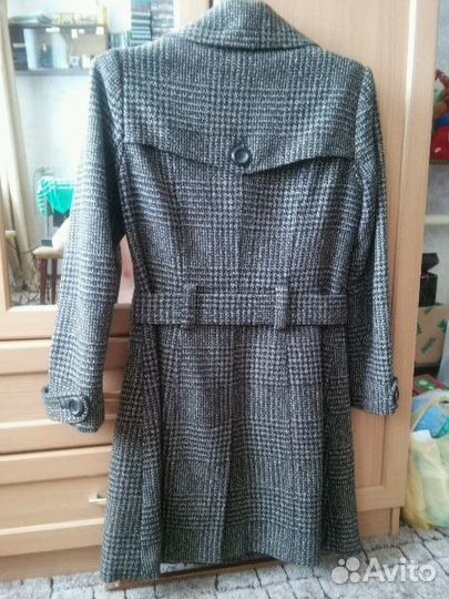 Пальто демисезонное, р. 46