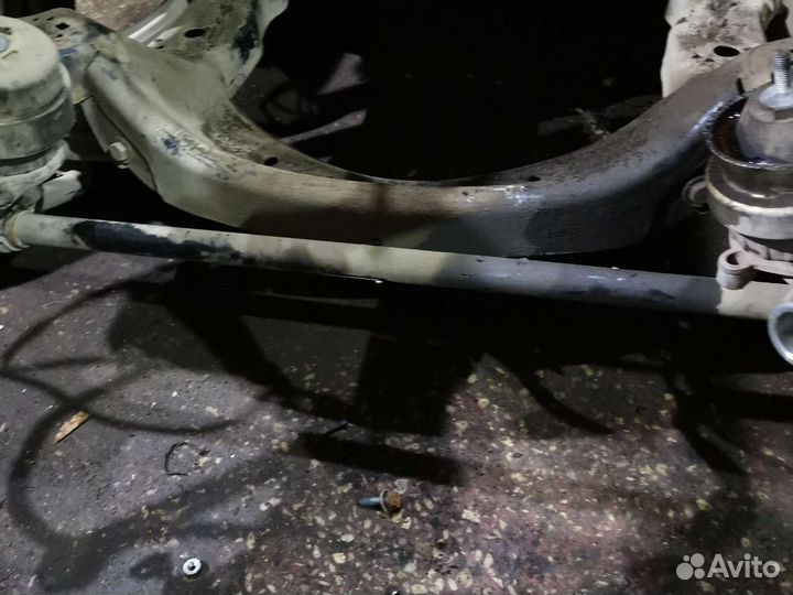 Стабилизатор поперечной устойчивости Audi A6 C6