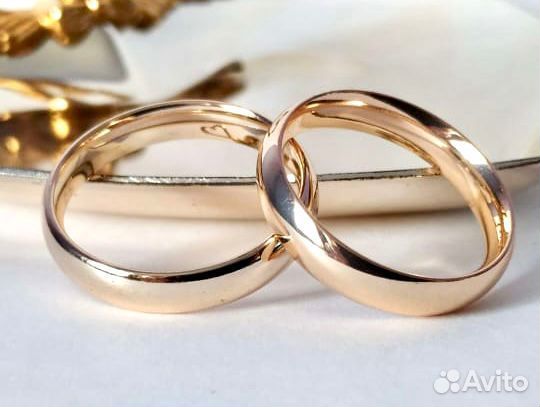 Обручальное кольцо с золотым напылением