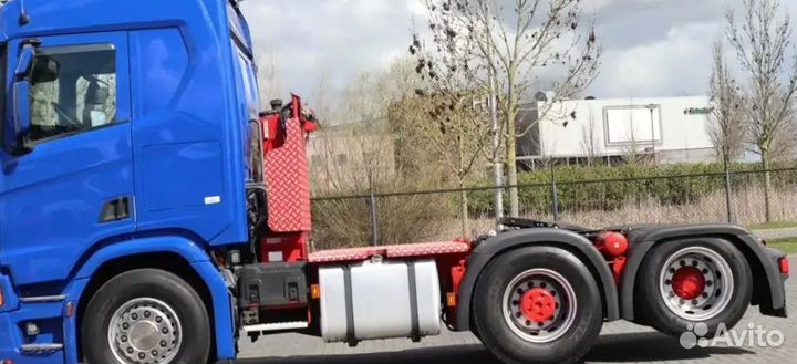 Pазбираем грузовик Scania 6 series с 2016