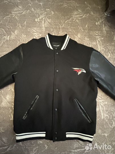 Бомбер хк авангард