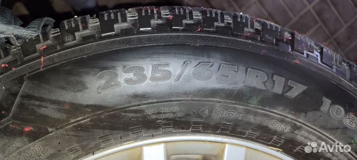 Резина в сборе 235/65 r17