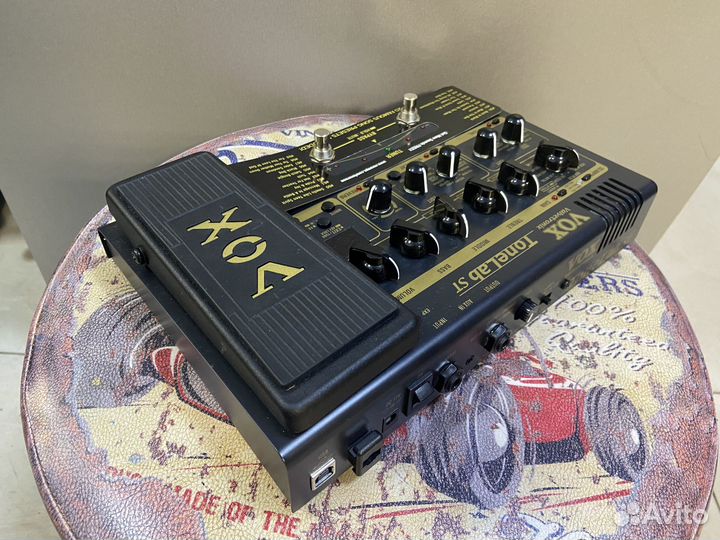 Гитарный процессор Vox ToneLab ST