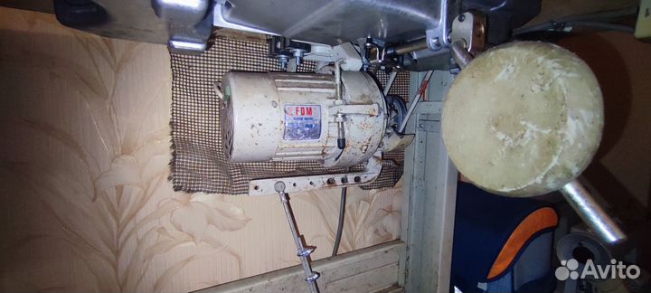 Швейная машинка Typical