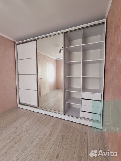 Шкаф двухстворчатый