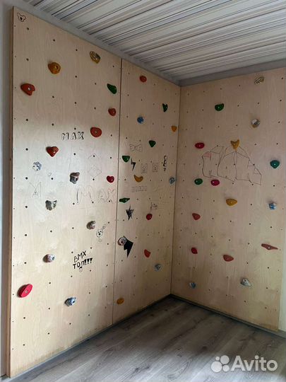 Детский скалодром