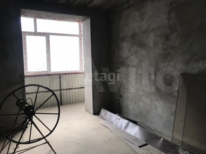 3-к. квартира, 95 м², 10/10 эт.