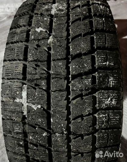 Toyo Observe GSi-5 285/60 R18 E