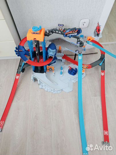 Трек гоночный metal machines