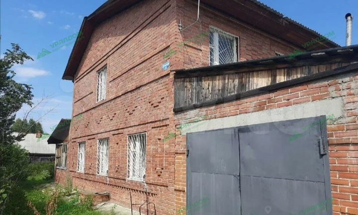 Дом 186,1 м² на участке 16 сот.