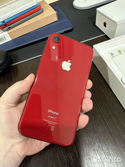 iPhone Xr, 64 ГБ