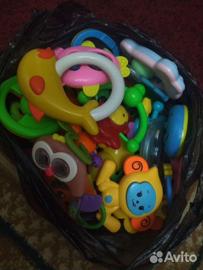 Игрушки погремушки