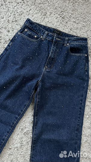 Джинсы zaina co стразами