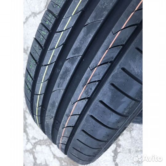 Tracmax X-Privilo TX3 235/55 R18