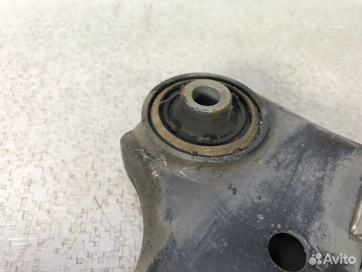 Рычаг подвески передний правый Volvo Xc60 DZ