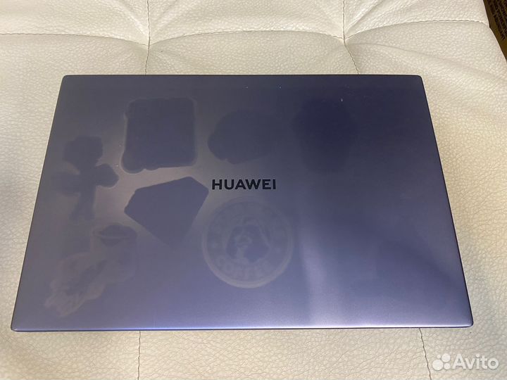 Huawei Matebook d14 NBL-WAQ9R ryzen 5 3500/8/512gb