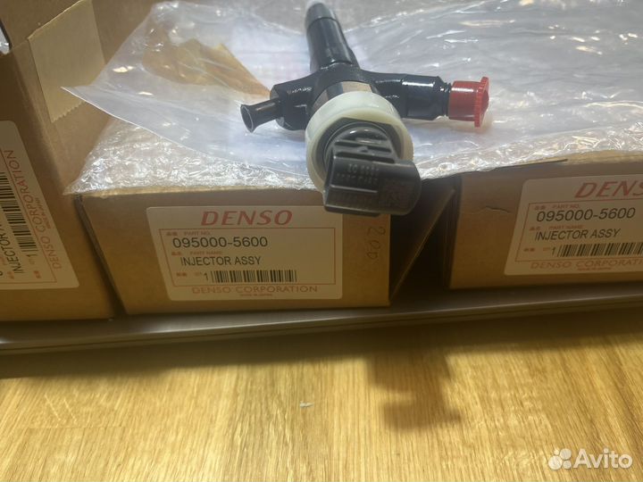 Форсунка мицубиси l200 /1465A041/095000-5600