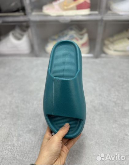 Сланцы Nike Calm Slide