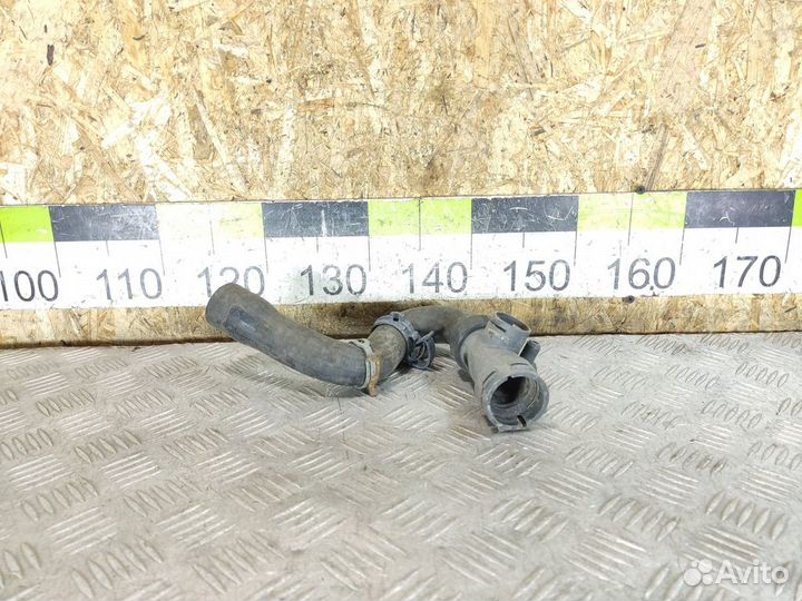 Патрубок радиатора Audi A6 c5 C5