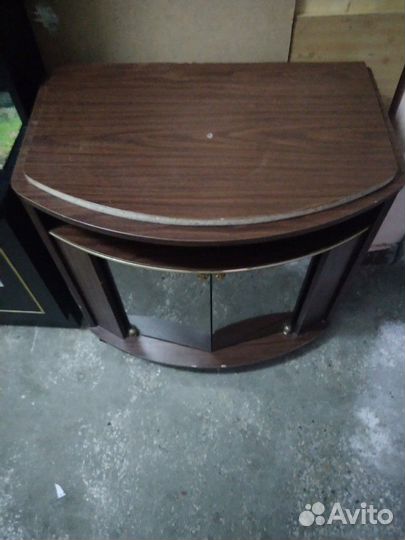 Тумба под телевизор