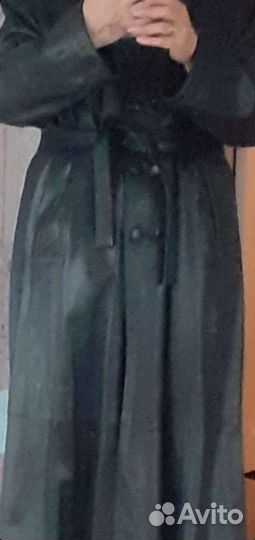 Кожаный плащ,52р