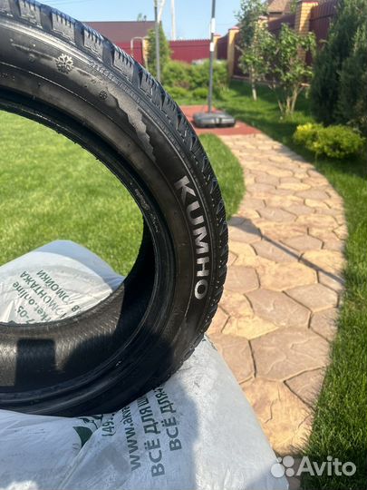 Kumho WinterCraft Ice Wi32 215/55 R17