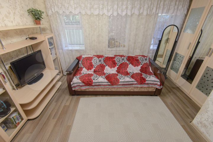 Дом 44 м² на участке 2,3 сот.