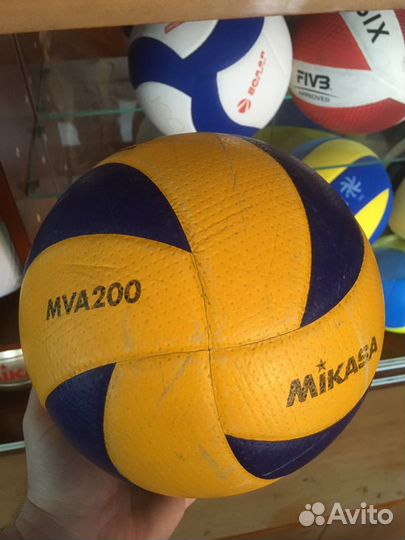 Волейбольный мяч Микаса 200