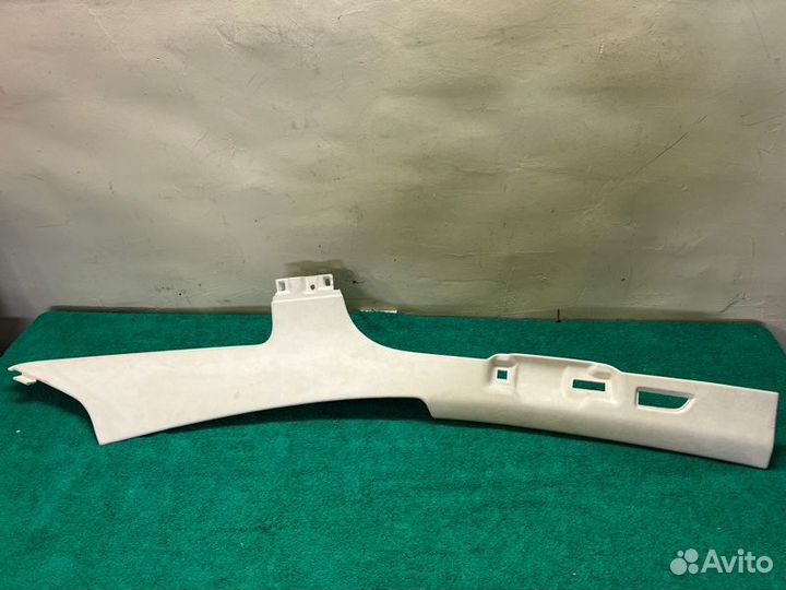 Обшивка стойки задняя левая Audi A8 4H D4 6.3