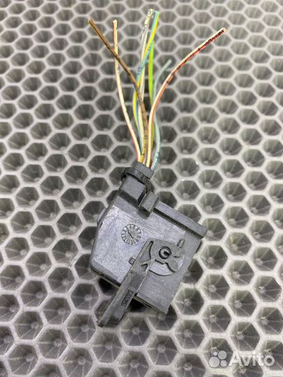 Б/У фишка (разъем ) Citroen C4 SX VTR (купэ)