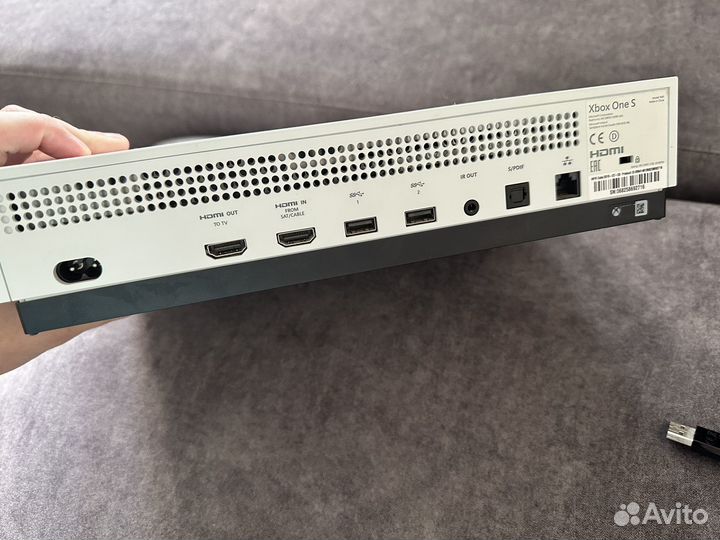 Xbox one s 800gb