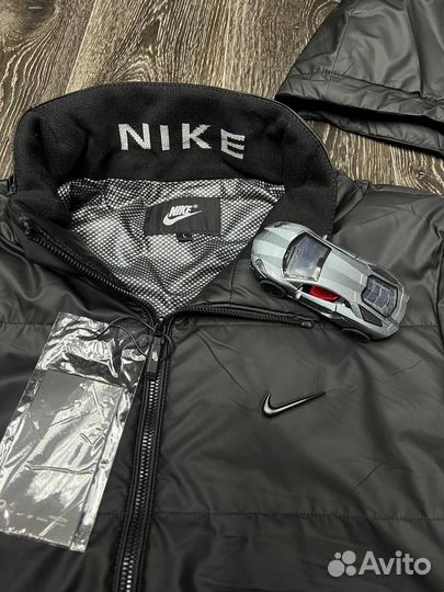 Куртки Nike