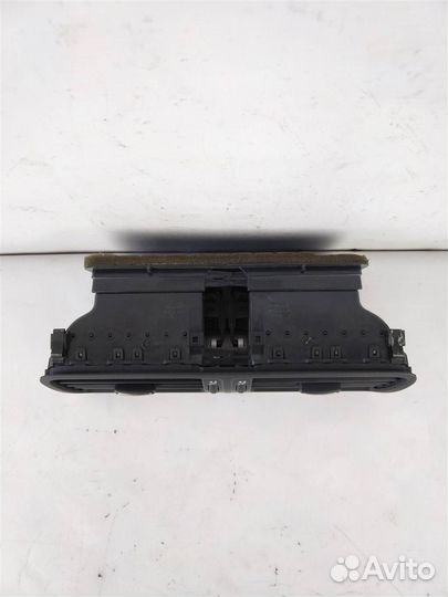 Дефлектор воздушный фольксваген пассат B6 2005-2