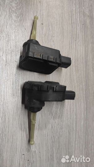 Корректор фары для chrysler voyager III 1996-2000