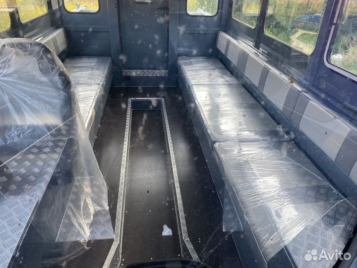 Катер русбот