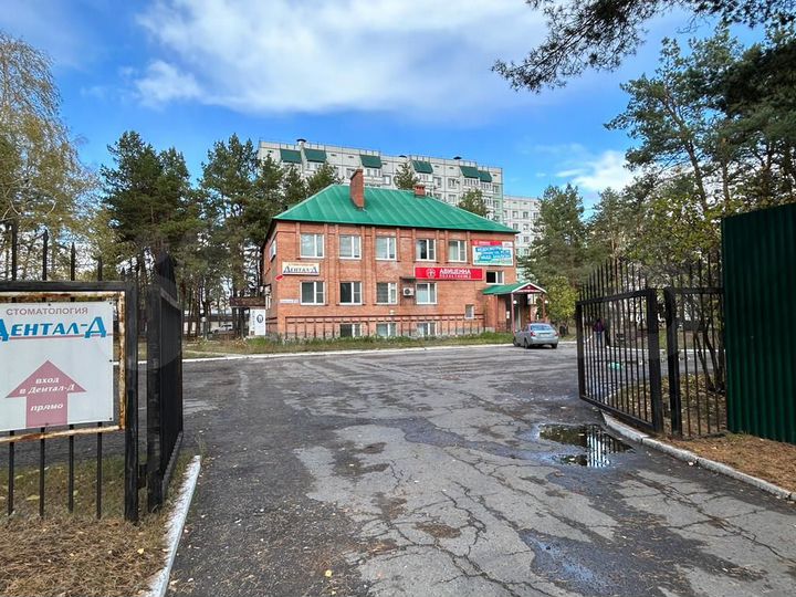 Свободного назначения нежилое помещение, 350.7 м²