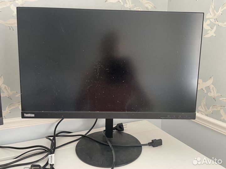 Монитор lenovo 24