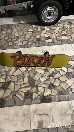 Сноуборд и ботинки