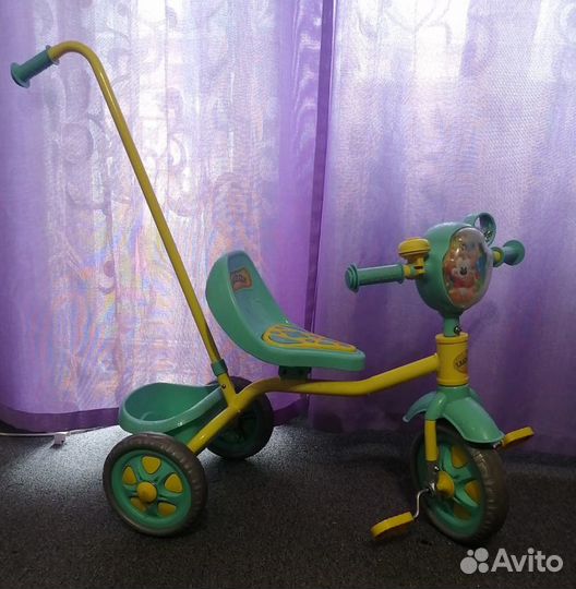 Детский трехколесный велосипед