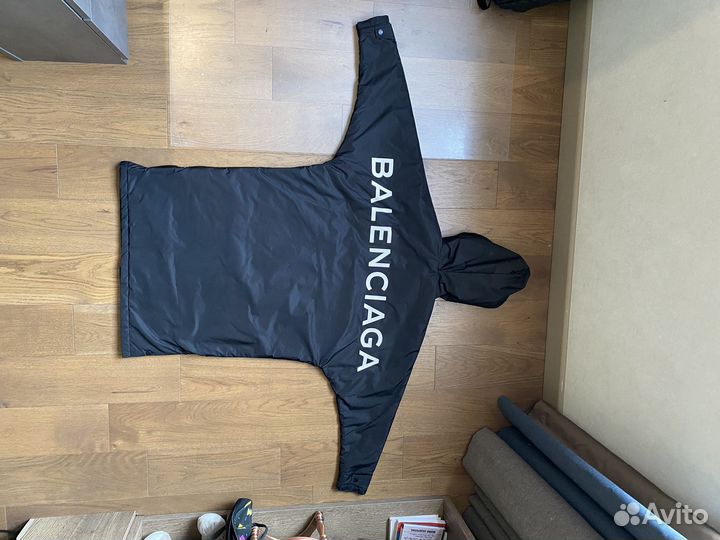 Balenciaga плащ