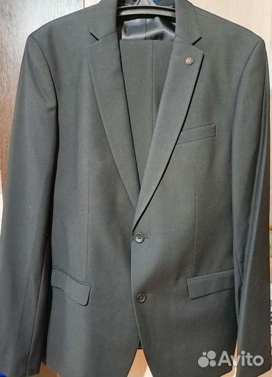 Продаётся classic костюм