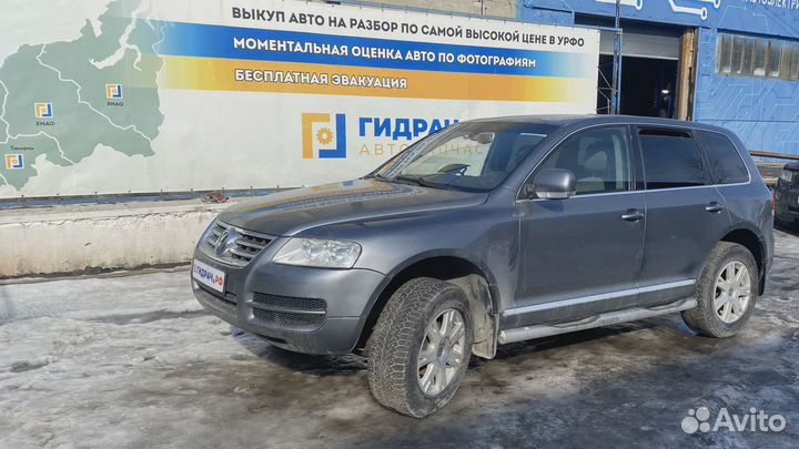 Стеклоподъемник задний левый Volkswagen Touareg (G